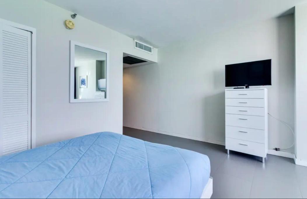 Castle 835 Oceanview Studio On Beach With Pool, Gym, Bars, And Free Parking Miami Beach Extérieur photo