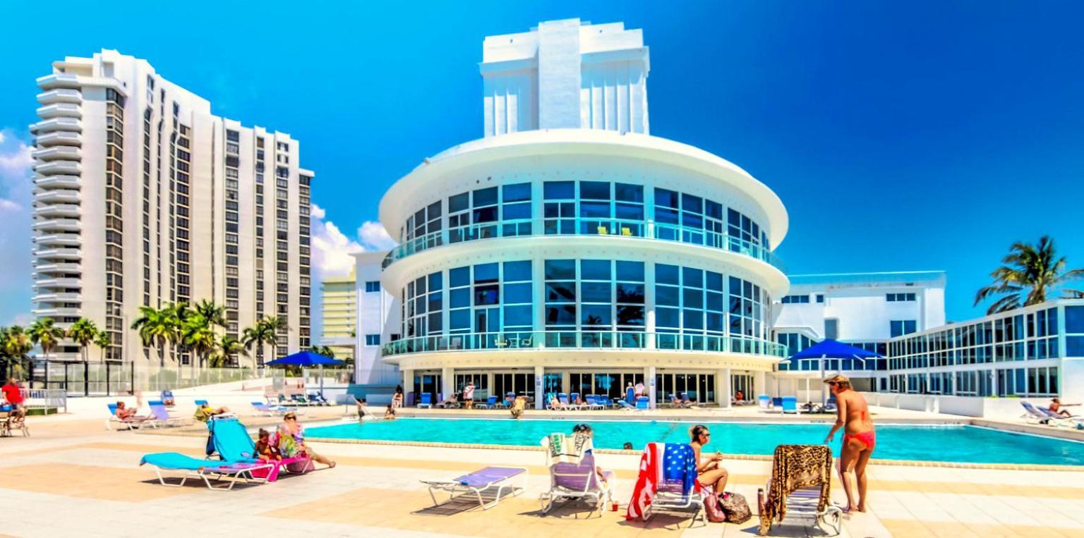Castle 835 Oceanview Studio On Beach With Pool, Gym, Bars, And Free Parking Miami Beach Extérieur photo